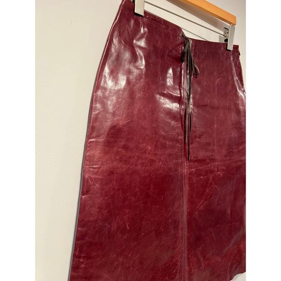 Banana Republic Burgundy Leather Skirt Knee Length Lined w Tie Belt Size 4 JL - Picture 6 of 11